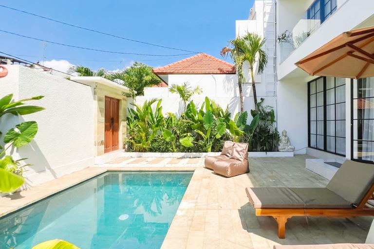 3BR Villa Grand Berawa in Berawa