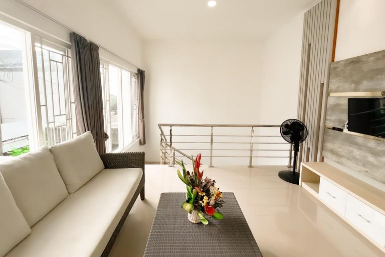 3BR Villa In Berawa in Berawa