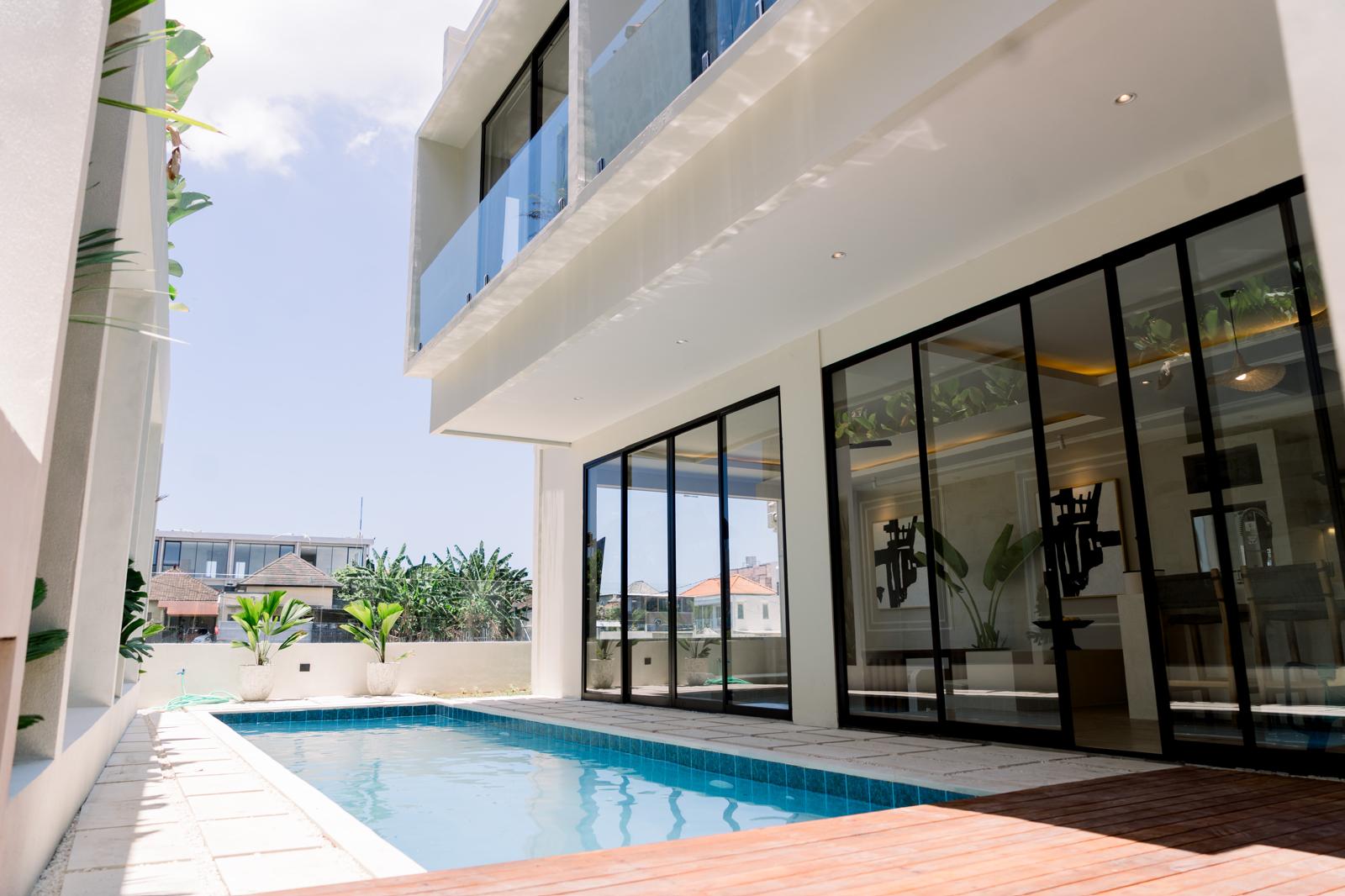 4BR Luxury Villa In Berawa in Berawa
