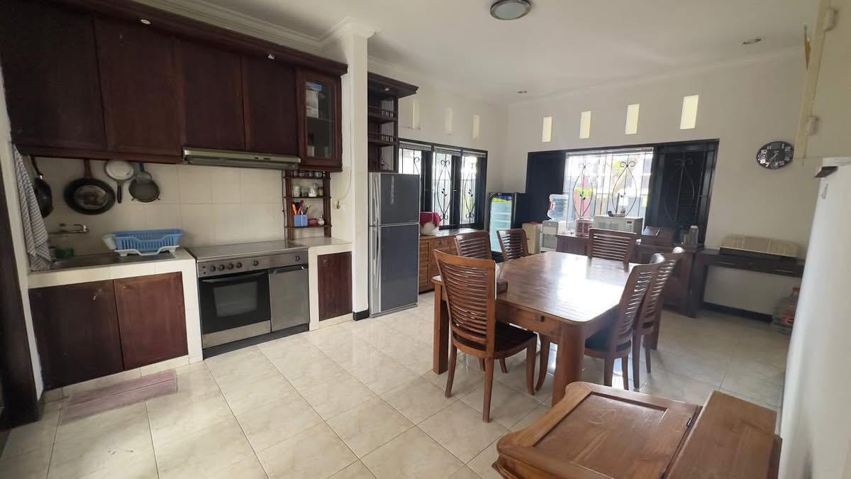 5BR Palm Fiva Villa Batu Bolong — photo 2